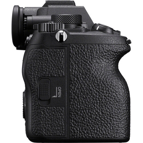 Sony a7 IV Mirrorless Camera with 28-70mm Lens