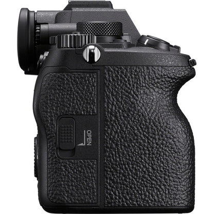 Sony a7 IV Mirrorless Camera with 28-70mm Lens