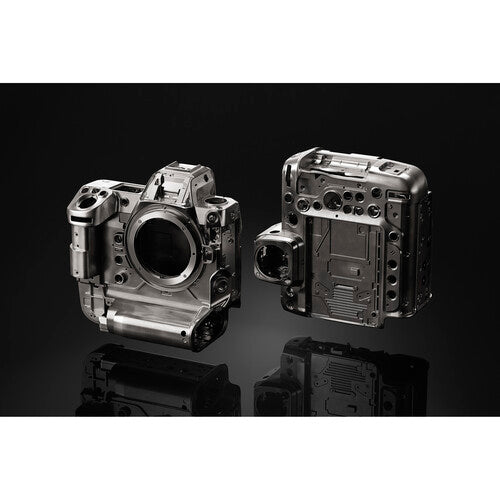 Nikon Z9 Mirrorless Camera with 24-70mm f/2.8 Lens and Portraiture Flash Kit